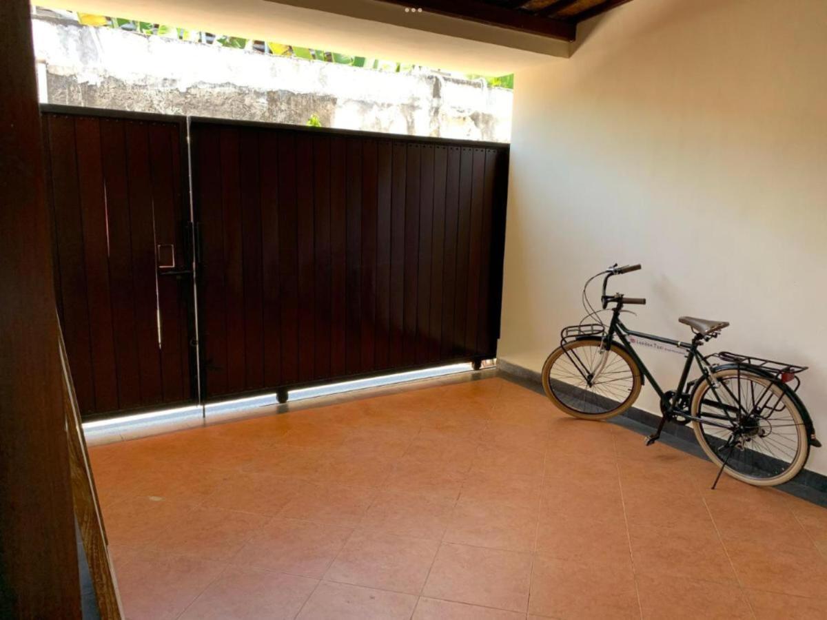 Villa Danielle Seminyak Esterno foto
