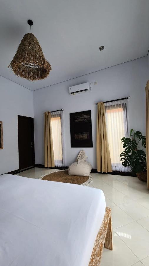 Villa Danielle Seminyak Esterno foto